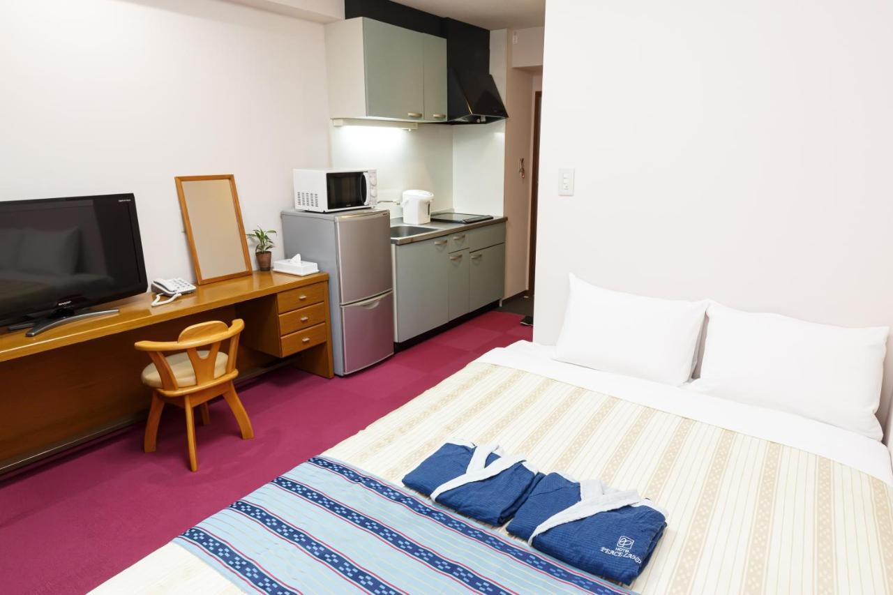 Hotel Peace Land Kume Naha Ngoại thất bức ảnh