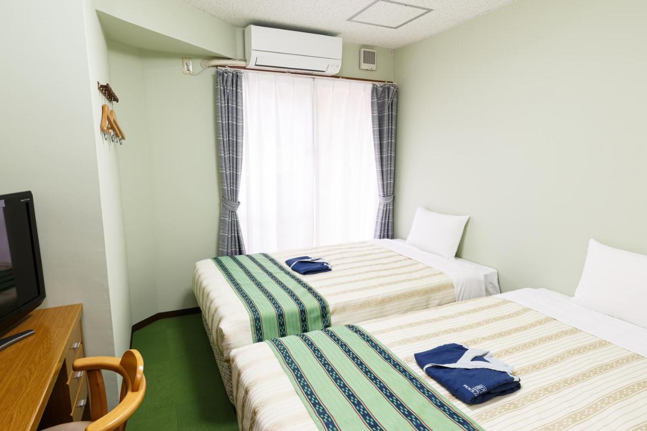 Hotel Peace Land Kume Naha Ngoại thất bức ảnh