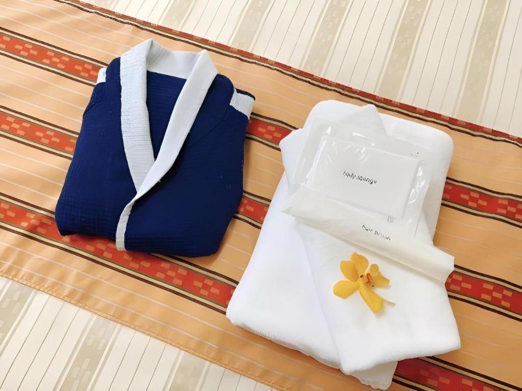 Hotel Peace Land Kume Naha Ngoại thất bức ảnh