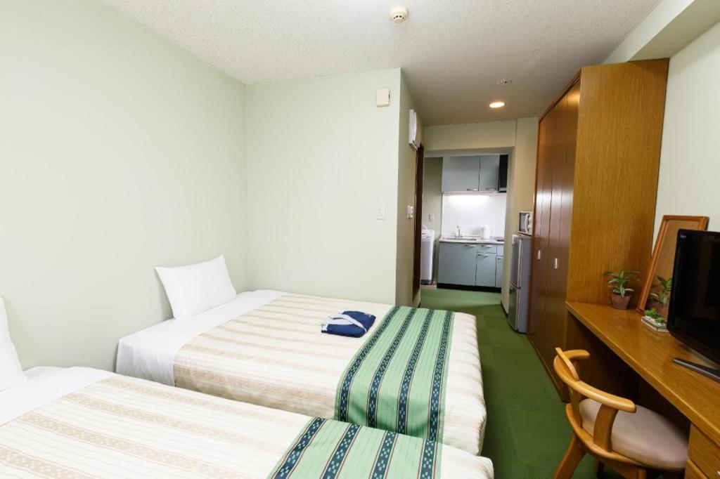 Hotel Peace Land Kume Naha Ngoại thất bức ảnh
